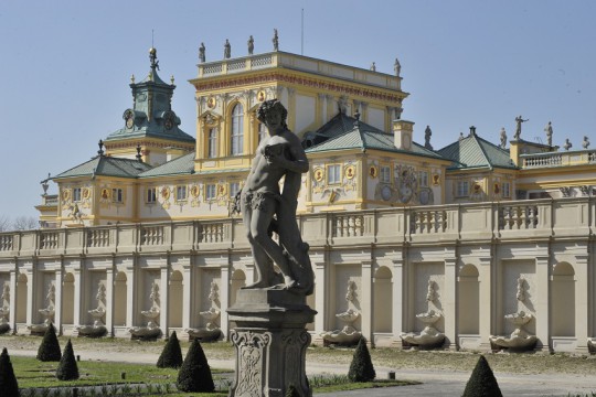 Rosyjski dyplomata Paweł Tołstoj odwiedza pałac w Wilanowie