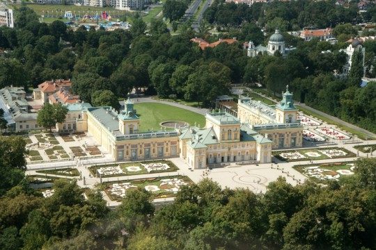 Pałac i plaża wilanów Z.Myczkowski 2011.jpg