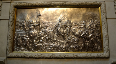 Srebrna kopia obrazu „Sobieski pod Wiedniem”. W Krakowie obok szkicu obrazu Sobieski pod Wiedniem znajduje się także srebrna kopia dzieła Matejki. Zamówił ją w 1883 roku Artur Potocki z przeznaczeniem na antepedium ołtarza głównego w katedrze. Dzieło Józefa Hakowskiego powstało w 1888 roku, zostało zaprezentowane publiczności w Towarzystwie Przyjaciół Sztuk Pięknych w Krakowie oraz w Towarzystwie Zachęty Sztuk Pięknych w Warszawie. 