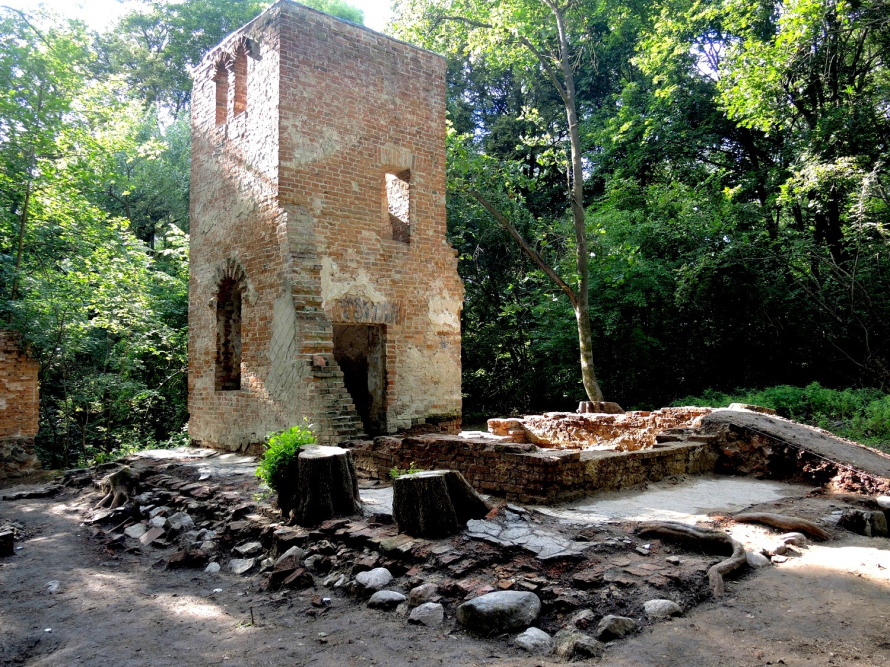 Widok Domu Stróża w trakcie tegorocznych badań archeologicznych, fot. R. Solecki